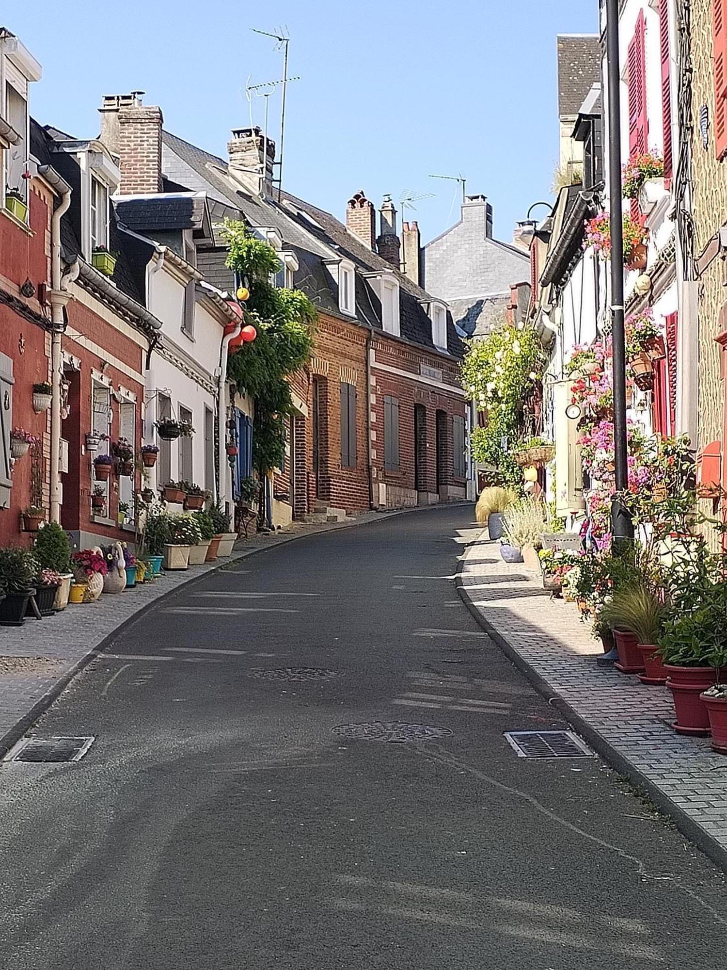 La Maison De Paulette แซ็งต์-วาเลรี-ซัวร์-ซอมม์ ภายนอก รูปภาพ